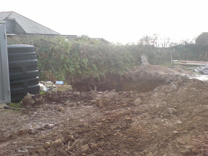 15 Retaining Wall & Cess Tank (12)